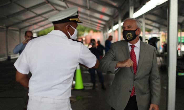 2 Florida Mayors Recommend Wearing Masks at Home
