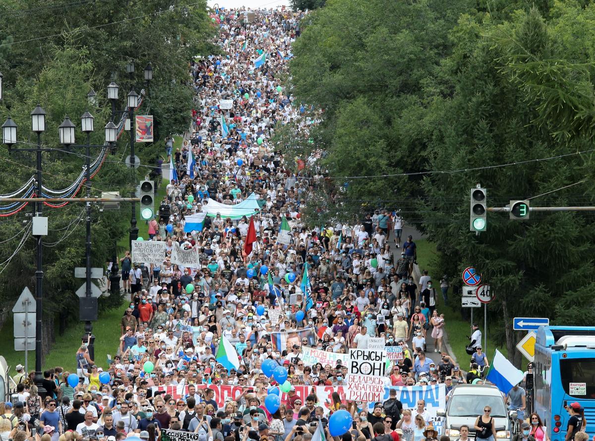 Thousands Protest Against Kremlin in Russian Far East for Third Weekend
