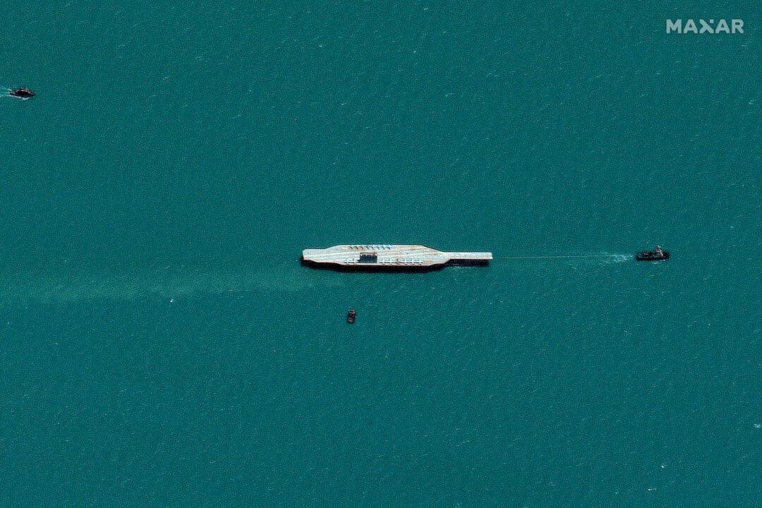 Iran Fires Missile at Mock Aircraft Carrier Amid US Tensions