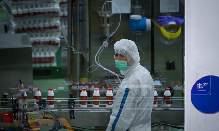 Netizen Arrested for Exposing Six Major Crimes in China’s Dairy Industry