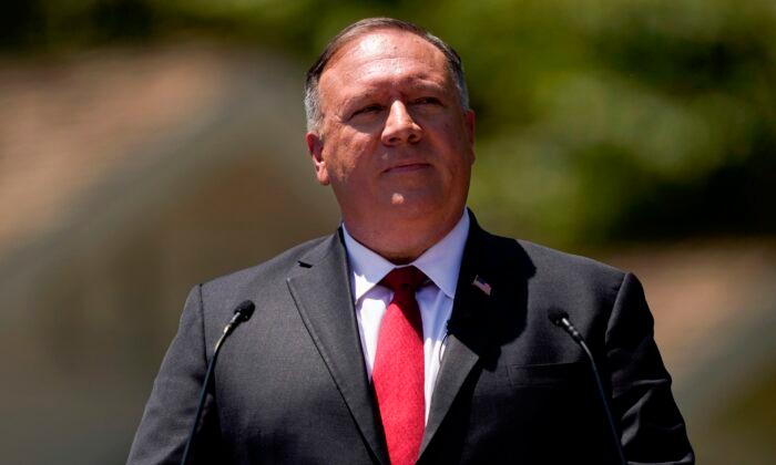 Pompeo Speaks on How to Deal With China and CCP
