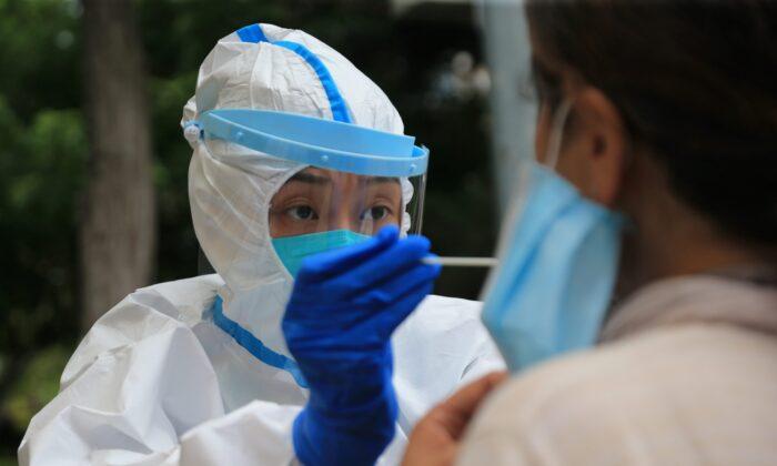 Dalian Virus Outbreak Spreads to Beijing, as Locals Complain of Authorities’ Testing Mismanagement