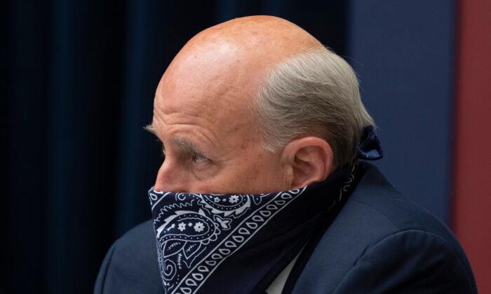 US Representative Who Tested Positive for COVID-19 Says Mask May Be to Blame