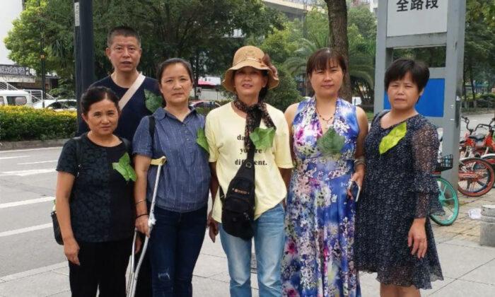 Dying Mother of Chinese Activist Under House Arrest, Visitors Arrested