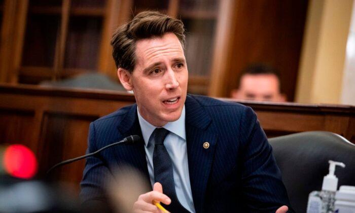Hawley Hits Walmart After Company called Senator ‘Sore Loser’ Over Planned Election Objection