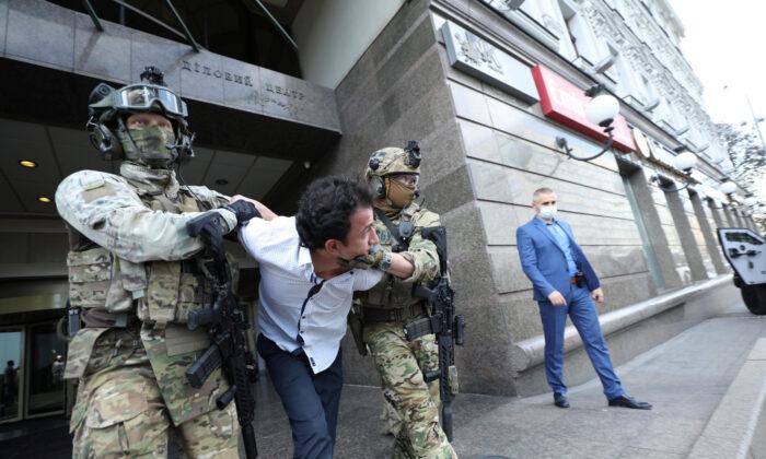 Ukraine Police Detain Man Who Took Hostage in Kyiv Bank