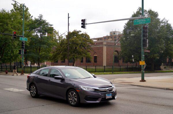 The corner of Central and Race avenues in the Austin neighborhood of Chicago on Aug. 3, 2020. (Cara Ding/The Epoch Times)