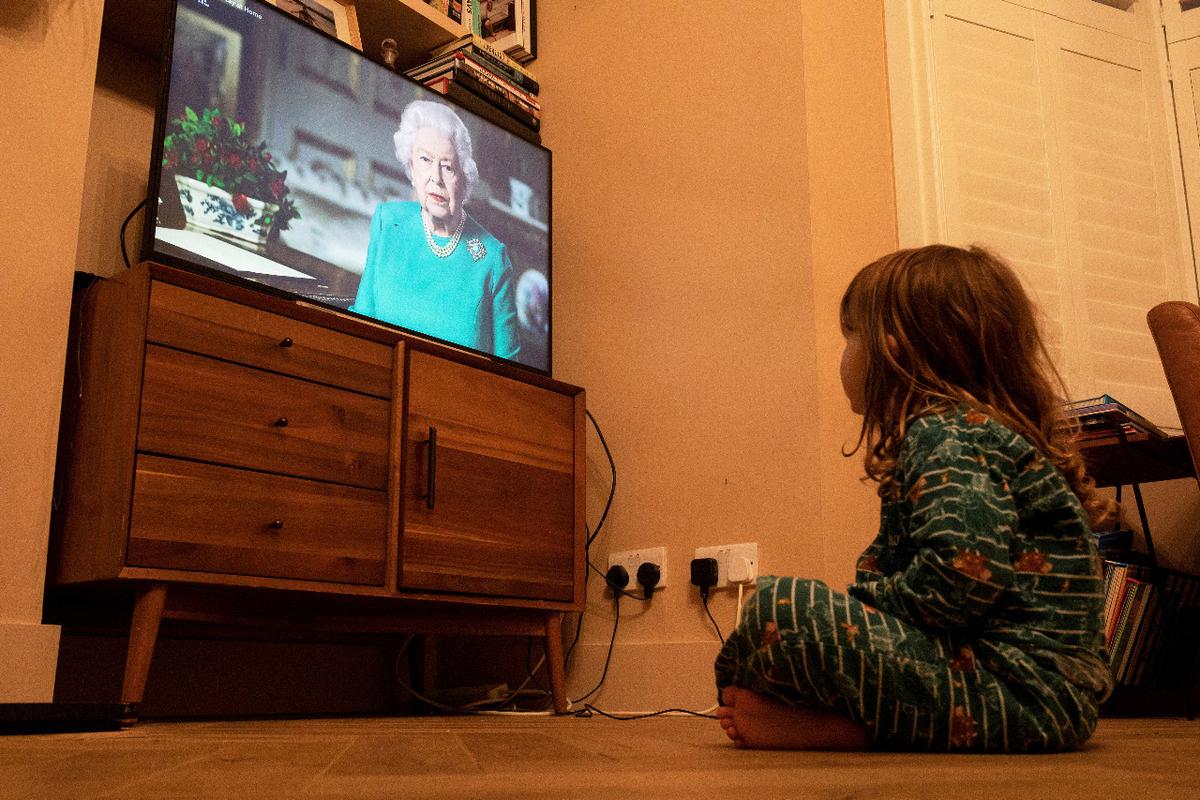 TV Viewing, Binge Watching, and Streaming Surges During Britain’s Lockdown