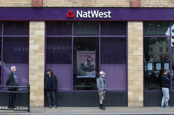 A Natwest bank in Wimbledon, following the outbreak of the coronavirus disease (COVID-19), London, Britain, May 1, 2020. (Hannah McKay/Reuters)