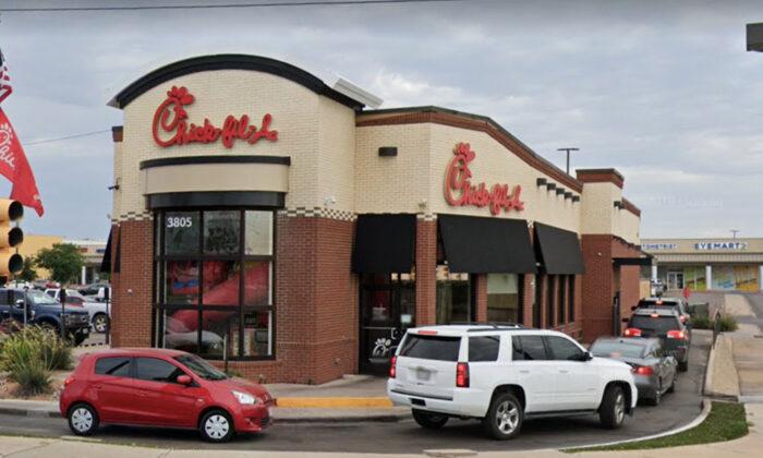 Chick-fil-A Celebrates Employee’s 90th Birthday With a Fun Drive-Thru Parade