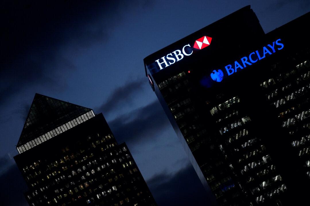 Britain’s Banks Brace for $22 Billion Loan Losses as Outlook Darkens