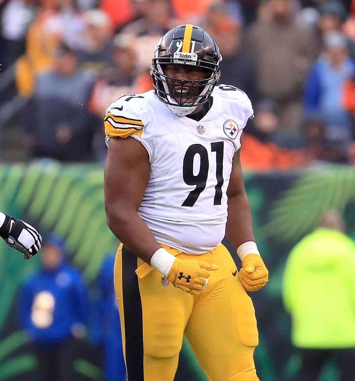 Stephon Tuitt of the Pittsburgh Steelers reacts after a defensive play during the fourth quarter of the game against the Cincinnati Bengals at Paul Brown Stadium on Oct. 14, 2018, in Cincinnati, Ohio. (Andy Lyons/Getty Images)