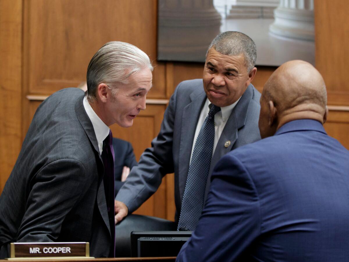 Rep. William Lacy Clay (D-Mo.) (C) during a hearing on Capitol Hill in Washington on Oct. 12, 2017. (J. Scott Applewhite/AP Photo)