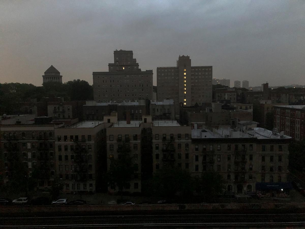 Power Restored in Manhattan After Outage Affects Thousands