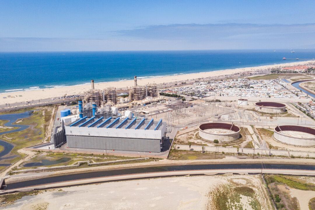 Water Board Grants Compliance Extension to Huntington Beach Power Plant