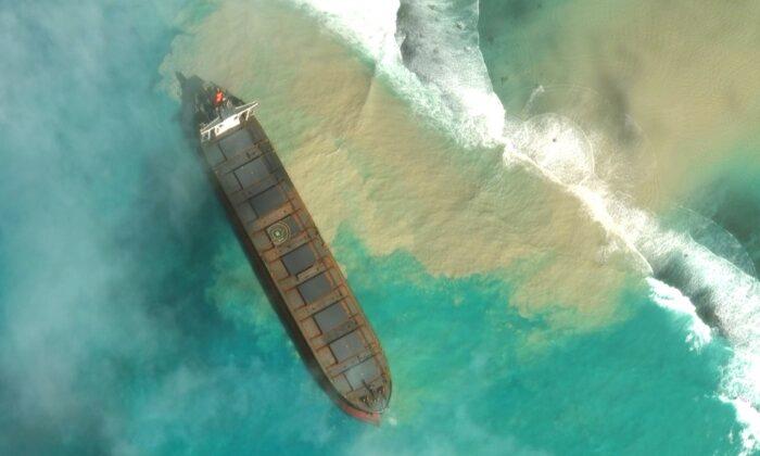Mauritius Declares Emergency as Stranded Ship Spills Tons of Fuel