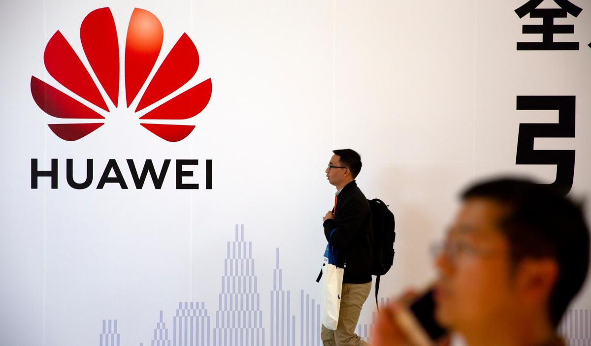 Huawei: Smartphone Chips Running Out Under US Sanctions