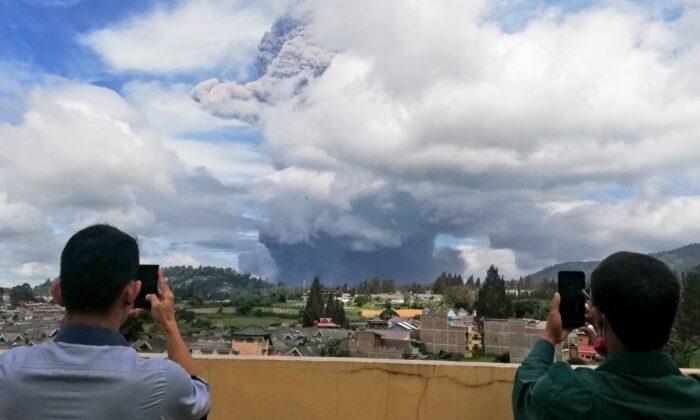 Indonesia’s Sinabung Volcano Ejects Towering Column of Ash