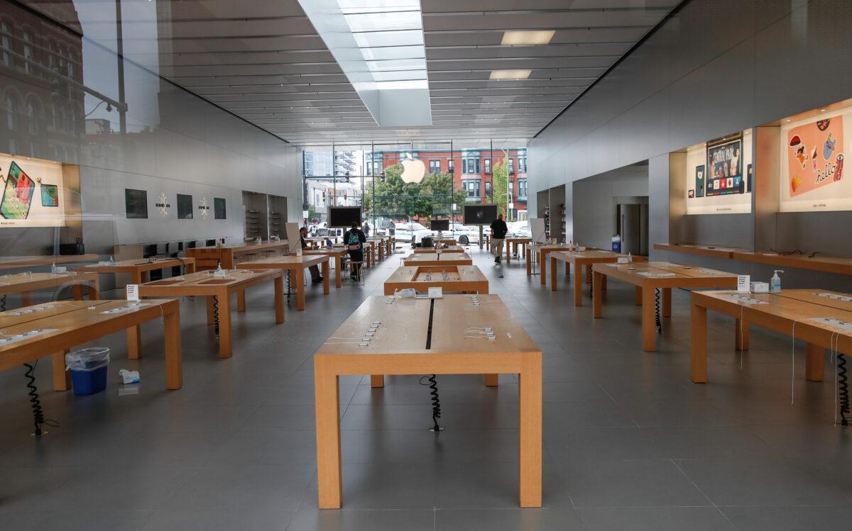 The interior of a looted Apple store is seen in Chicago on Aug. 10, 2020. (Kamil Krzaczynski/Reuters)