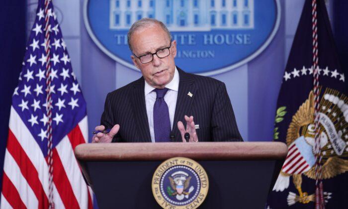 US-China Trade Deal in ‘Fine’ Shape, White House’s Kudlow Says