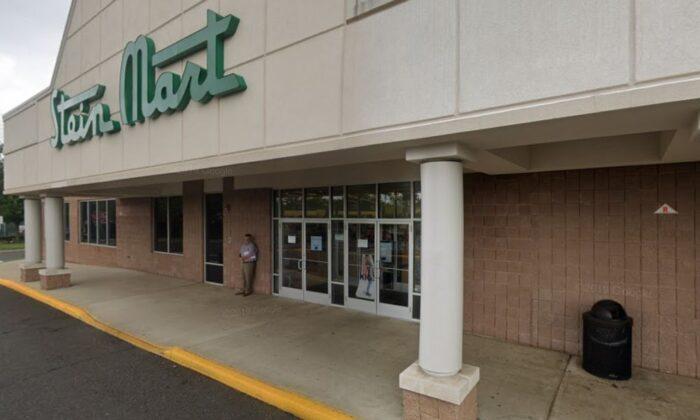 Stein Mart Files for Bankruptcy, Plans to Close Most Stores