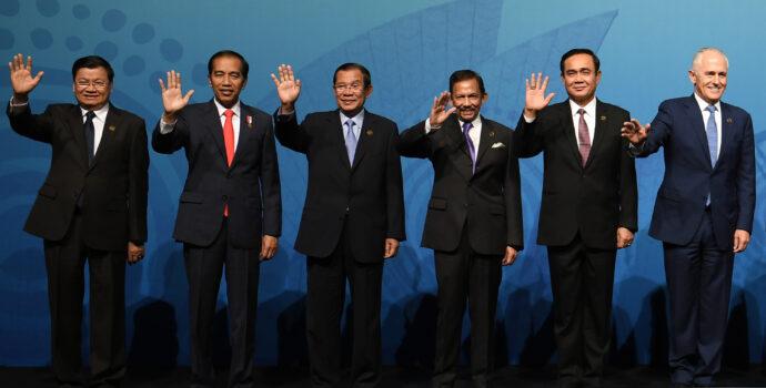 Australia's former Prime Minister Malcolm Turnbull (R) waves with ASEAN leaders (L to 2nd R) Laos' Prime Minister Thongloun Sisoulith, Indonesia's President Joko Widodo, Cambodia's Prime Minister Hun Sen, Brunei's Sultan Hassanal Bolkiah and Thailand's Prime Minister Prayuth Chan-O-Cha at the ASEAN-Australia Special Summit in Sydney on March 17, 2018.<br/>(Saeed Khan/AFP via Getty Images)