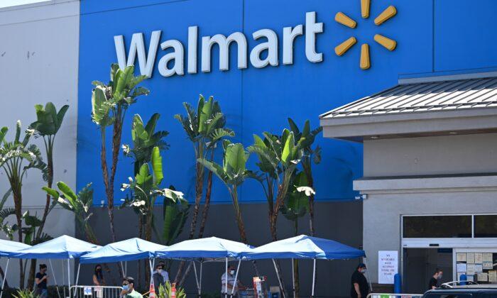 Walmart Beats Profit Estimates as Online Sales Hit Record on Pandemic Boost