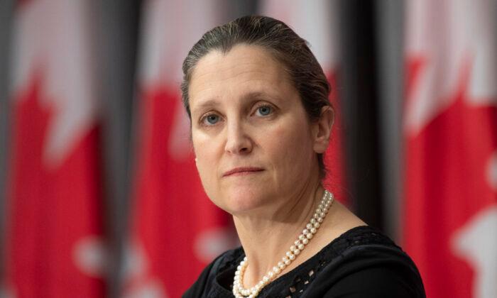 Freeland Sworn In as Finance Minister as PM Set to Seek Prorogation