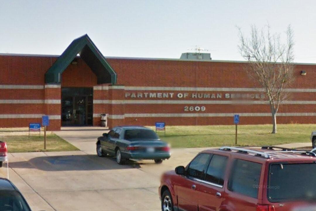 Boy’s Plea to Be Adopted Like His Brother Amasses Over 5,000 Inquiries Within 12 Hours