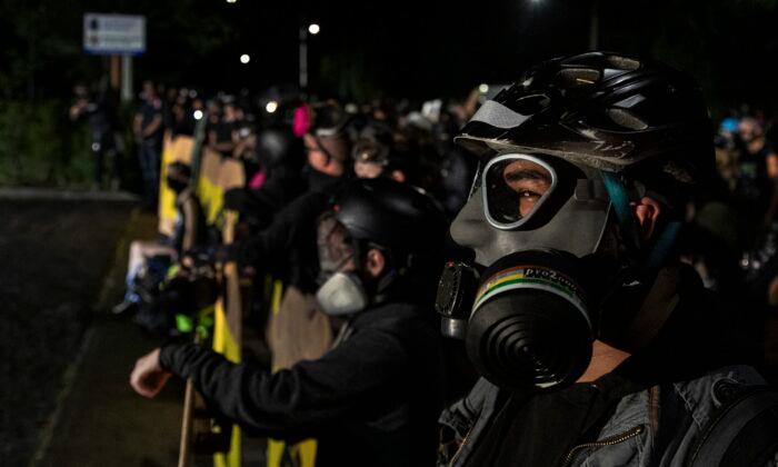 Appeals Court Lifts Order Protecting Journalists, Legal Observers From Dispersal Orders in Portland Protests
