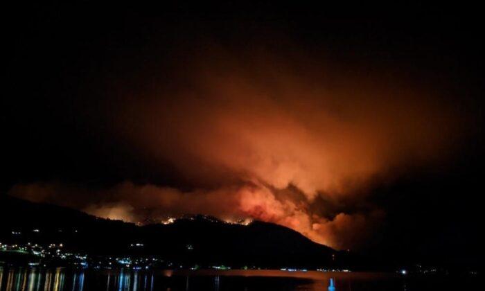 Hundreds Evacuated, Thousands on Notice as Wildfire Flares in Southern B.C.
