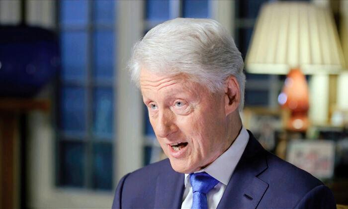 Bill Clinton Breaks With Democrats, Makes Concession on Illegal Immigrant Surge