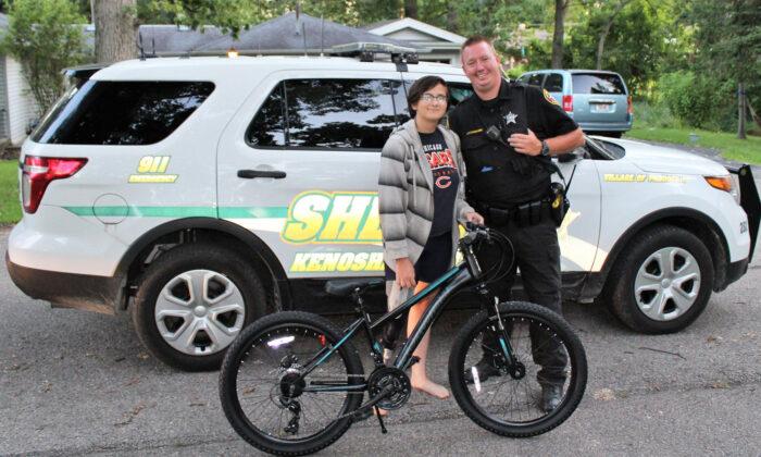 Neighbors Pitch In to Buy New Bike for 13-Year-Old Girl Who Had Hers Stolen