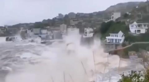 Typhoon Hagupit Makes Landfall in Eastern China’s Coastal Region