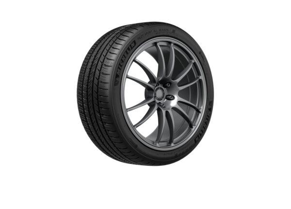 The tread pattern incorporates full-depth and interlocking sipes. (Courtesy of Michelin)