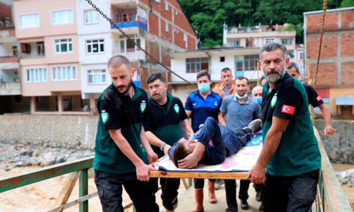 6 Dead, 10 Missing as Flooding Hits Turkey’s Black Sea Coast