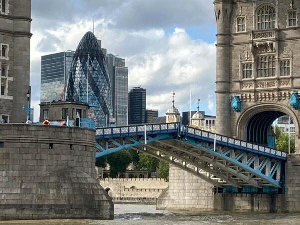 Tower Bridge is stuck open, leaving traffic in chaos on Aug. 22, 2020. (Tony Hicks/AP Photo)