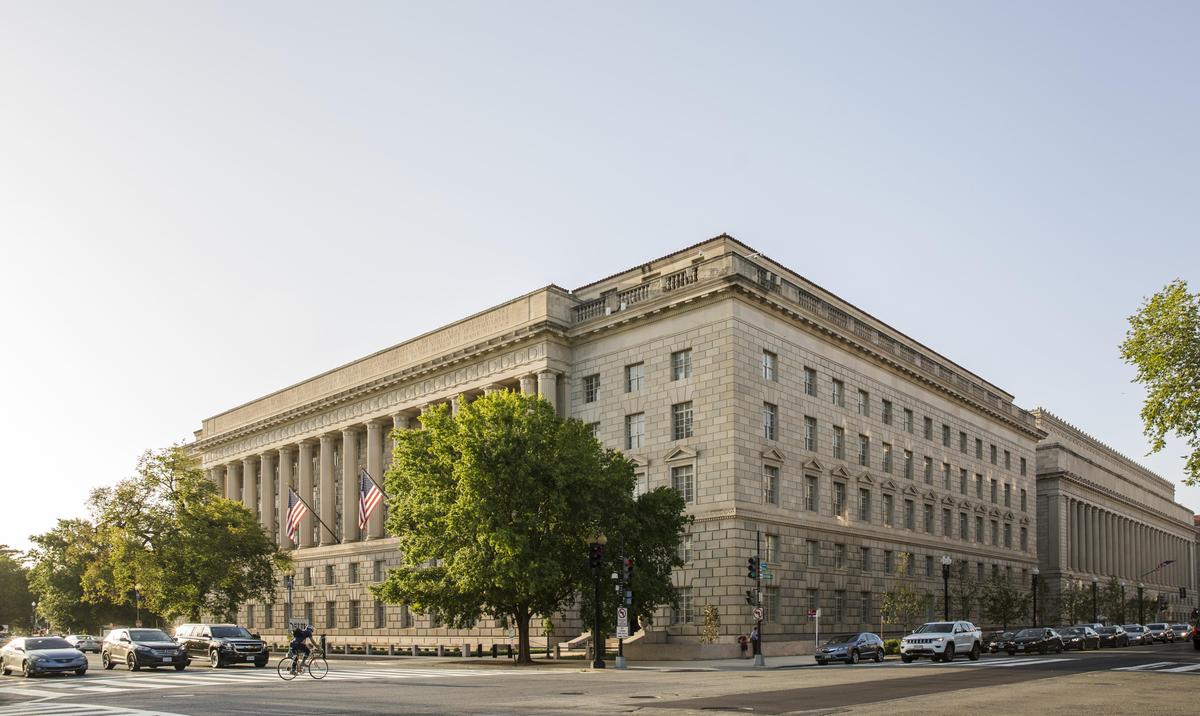 Tech Companies Need to Avoid Editorializing to Keep Legal Protections, Commerce Official Says