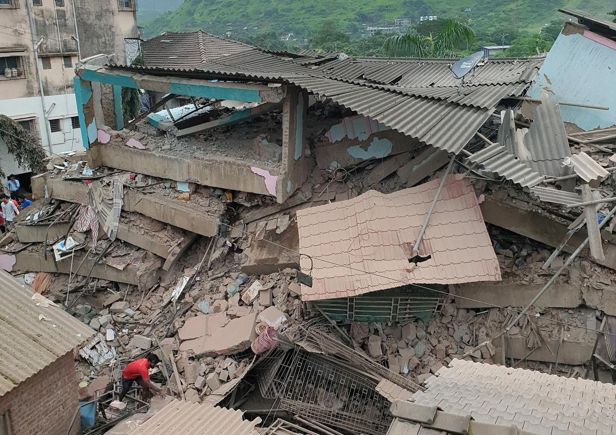 At Least 90 Feared Trapped in Building Collapse South of Mumbai