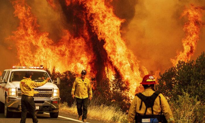 Massive Northern California Wildfires Rage on; 1 Man Dead