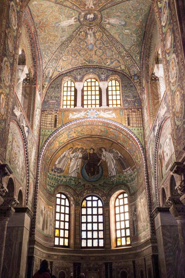 The Basilica of San Vitale is based on an octagonal plan, with an octagonal dome at the center, decorated with a Baroque fresco from the 18th century. (Channaly Philipp/The Epoch Times)