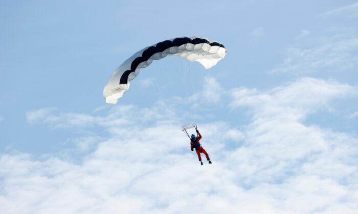 Parachutist Makes World’s First Jump From Solar-Powered Plane