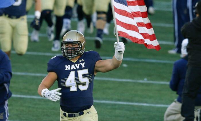 US Marine Signed by New England Patriots After 5-Year Football Hiatus to Serve His Country