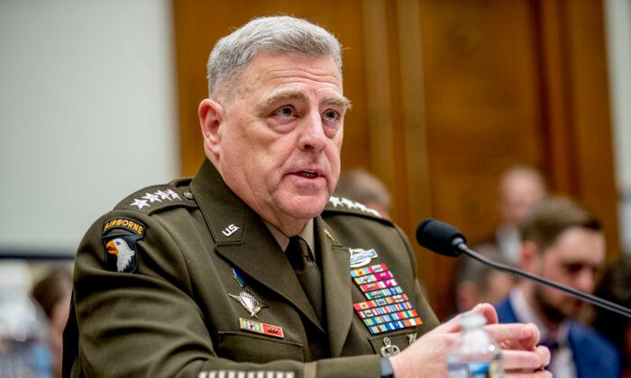 Top General Says Military Will Play No Role in Presidential Vote
