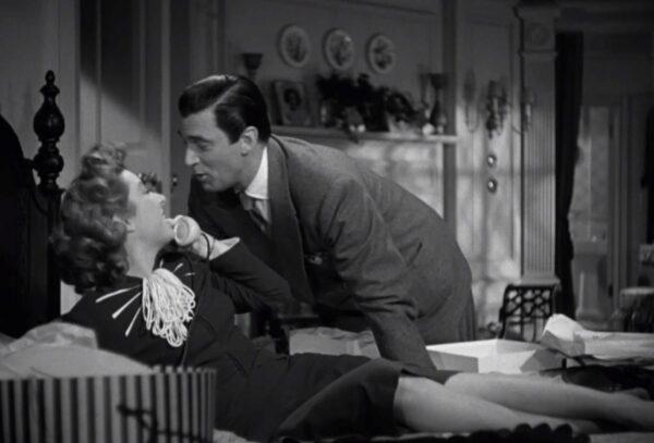 Mrs. Miniver (Greer Garson) and her dashing husband (Walter Pidgeon), before World War II encroaches on English life, in “Mrs. Miniver.” (MGM)