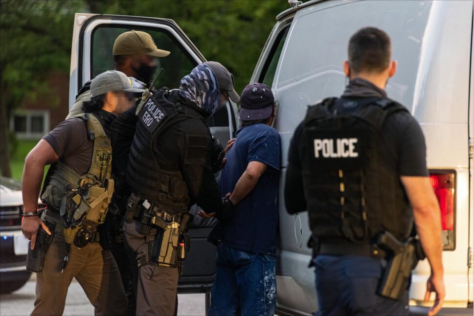 ICE Arrests 2,000 Illegal Immigrants in Operation Targeting Domestic Violence