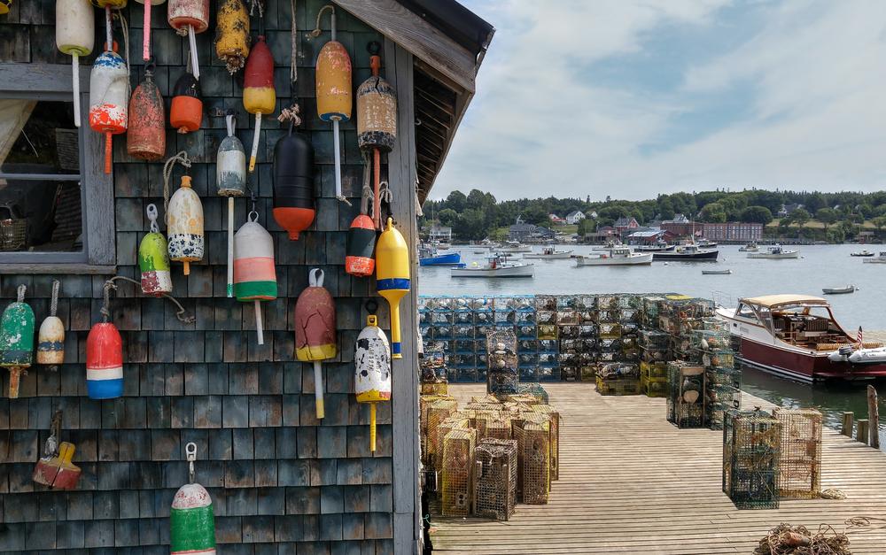 Old buoys serve as decoration. (Earl D. Walker/Shutterstock)