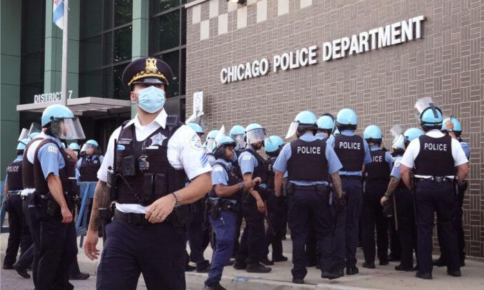 More Chicago Police Seek Mental Health Support Under New Stresses