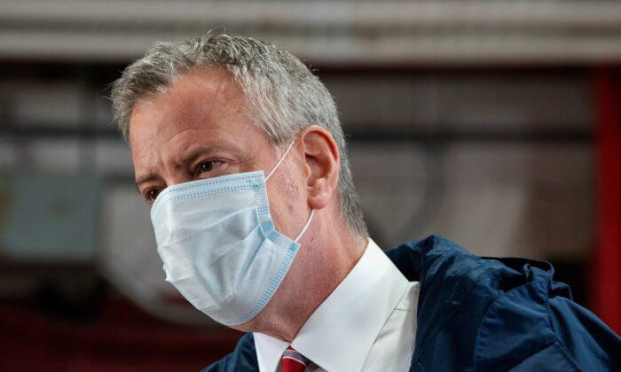 De Blasio Vows to Crackdown on Halloween Parties as NYC Sees Uptick in COVID-19 Cases