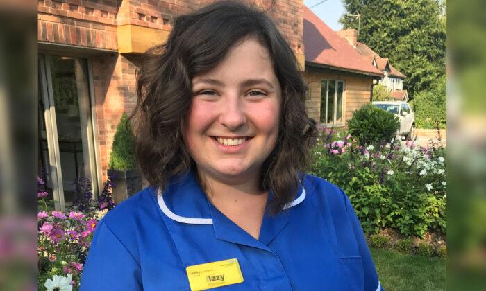 Newly Qualified Nurse Who Did CPR Mid-Flight Is Nominated by Patient for 2020 Awards